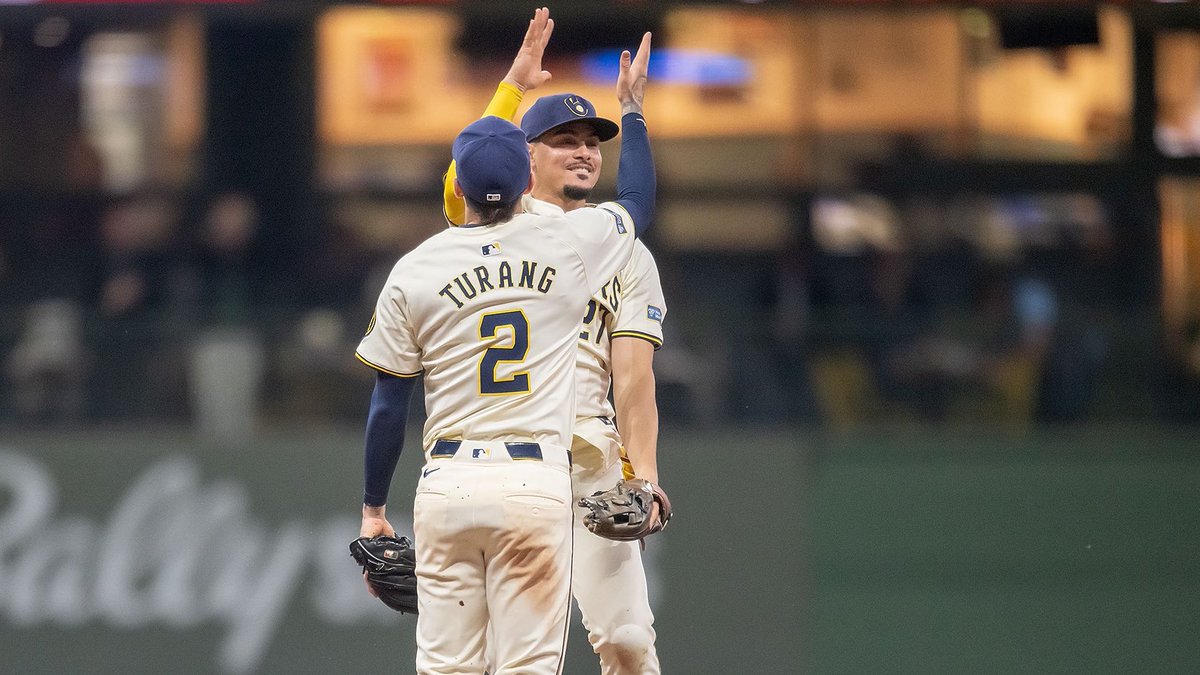 Brewers tweet picture