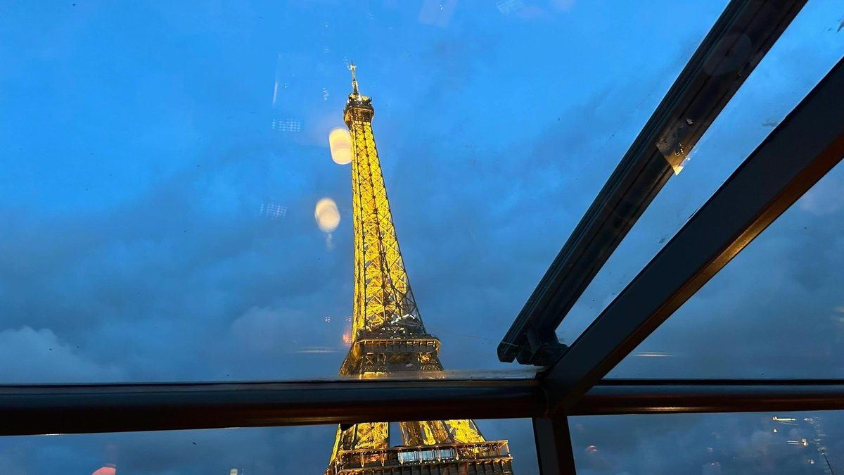 Eiffel Tower 

#photooftheday #ottawa #Yvr eats #usa #alberta #richmond #vancouvercanada #shoplocal #newyork #london #foodie #beauty #vancouverisland #beautiful #pnw #quebec #downtownvancouver #beautifulbritishcolumbia #westvancouver #instagram #covid #westcoast #kelowna…