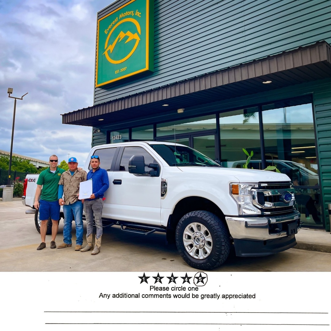 Congratulations to Roberto from Porter, Texas, on the purchase of his 2022 Ford F-250 STX 4x4 6.2 liter gas! We are thrilled to have been a part of your car-buying journey and deliver this powerful truck to you. Thank you for choosing Everest Motors as your trusted dealership.
…