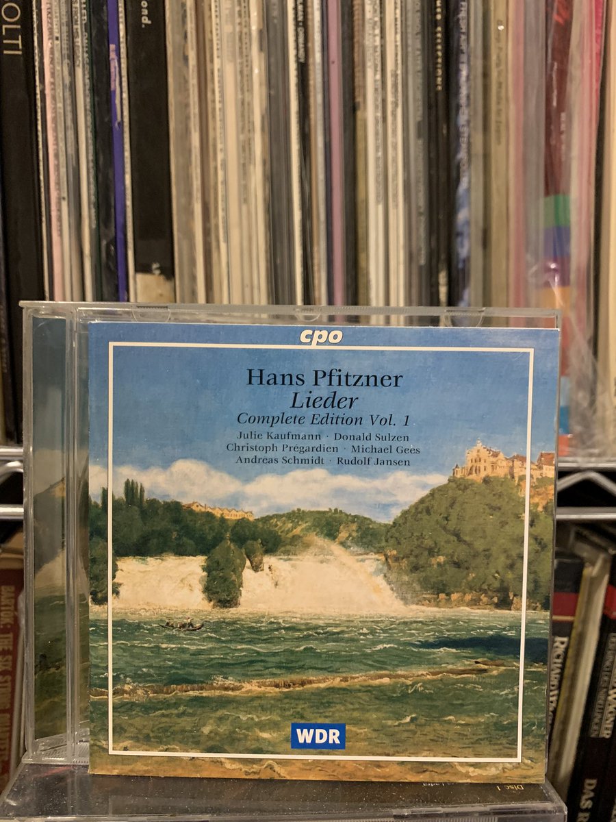 “Mach auf, mach auf, doch leise mein Kind,                            
Um keinen vom Schlummer zu wecken…”, Ständchen, Hans Pfitzner. Andreas Schmidt, barítono; Rudolf Jansen, piano #cd CPO 1999 #compactdisc