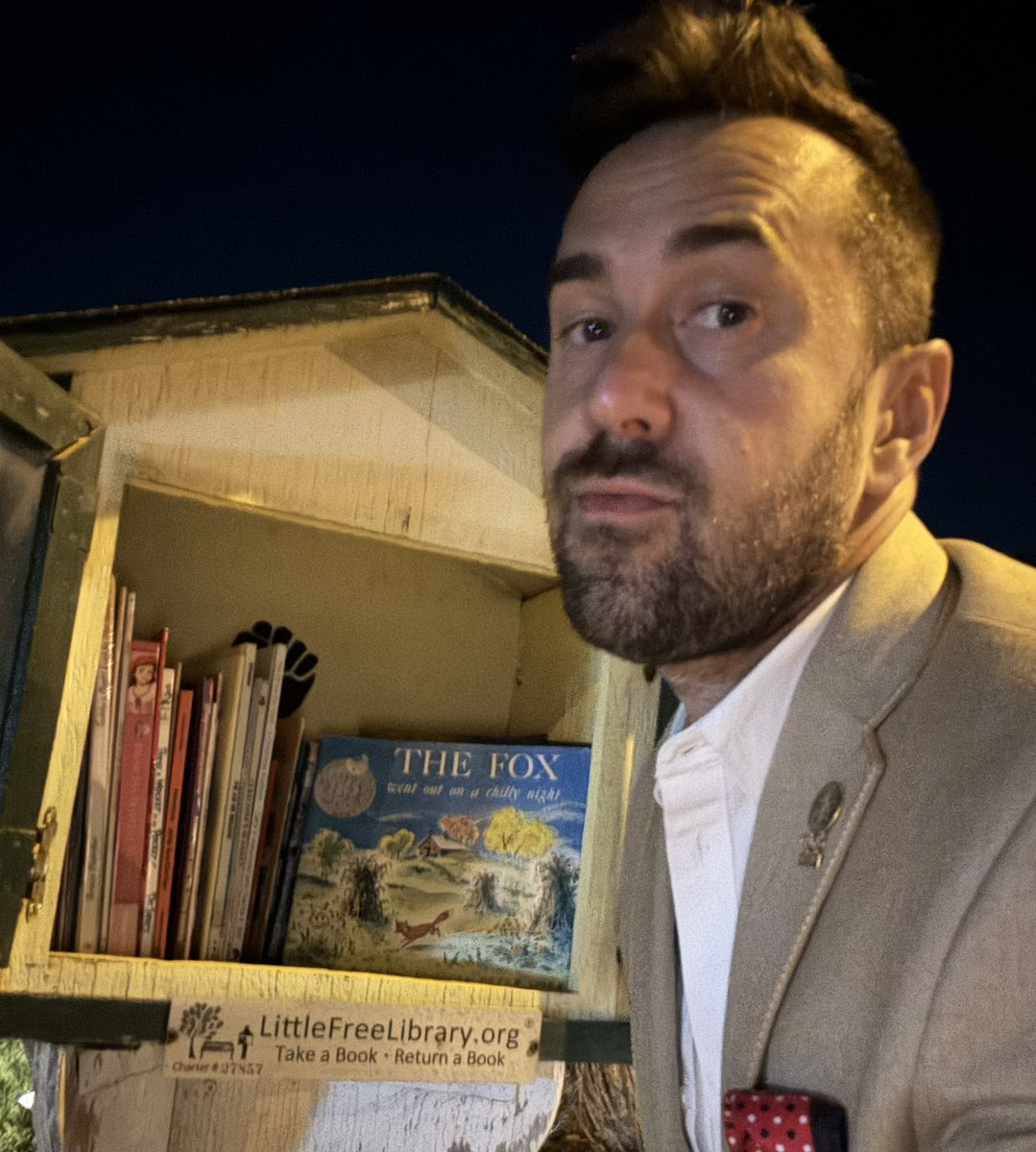 Post-City Council Meeting restocking of the Little Free Library at Auburn and Roselawn with children’s books. #EastsidePride #PontiacPride