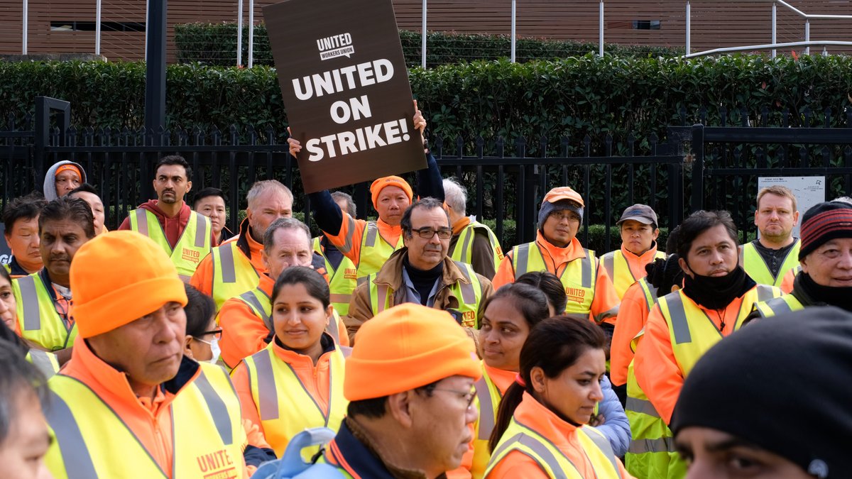 UWU workers from @IngramMicroInc's only Australian-based warehouse have WALKED OFF THE JOB this #MayDay2024. Workers want fair pay and job security for ALL workers at their site, whether they're permanent or not. Media Release: uwu.org.au/imstrike