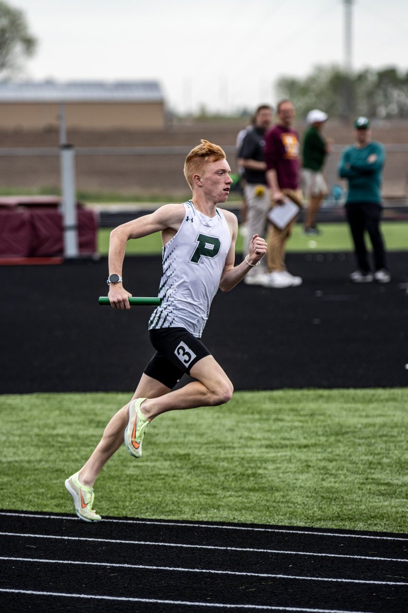 The silver lining in weather-shortened track and field meets -- I can get a few more photos up and rolling same night. Congratulations to the many conference champions from @KNIAKRLS area schools. Find more than 200 photos here: facebook.com/KNIAKRLS/posts…