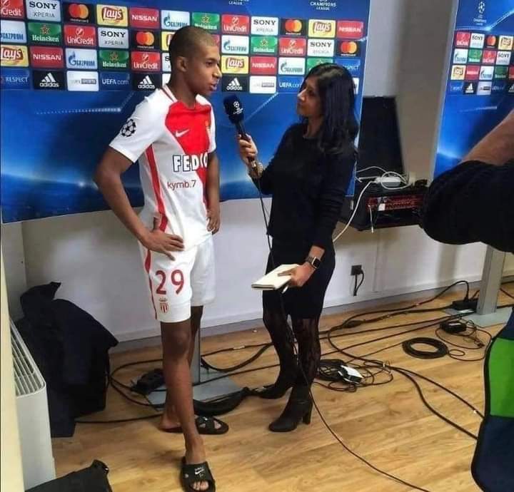 🚨😳 Kylian Mbappé, 17, after scoring a brace in the Champions League for AS Monaco against Dortmund.

Time, flies 🥹🤍❤️