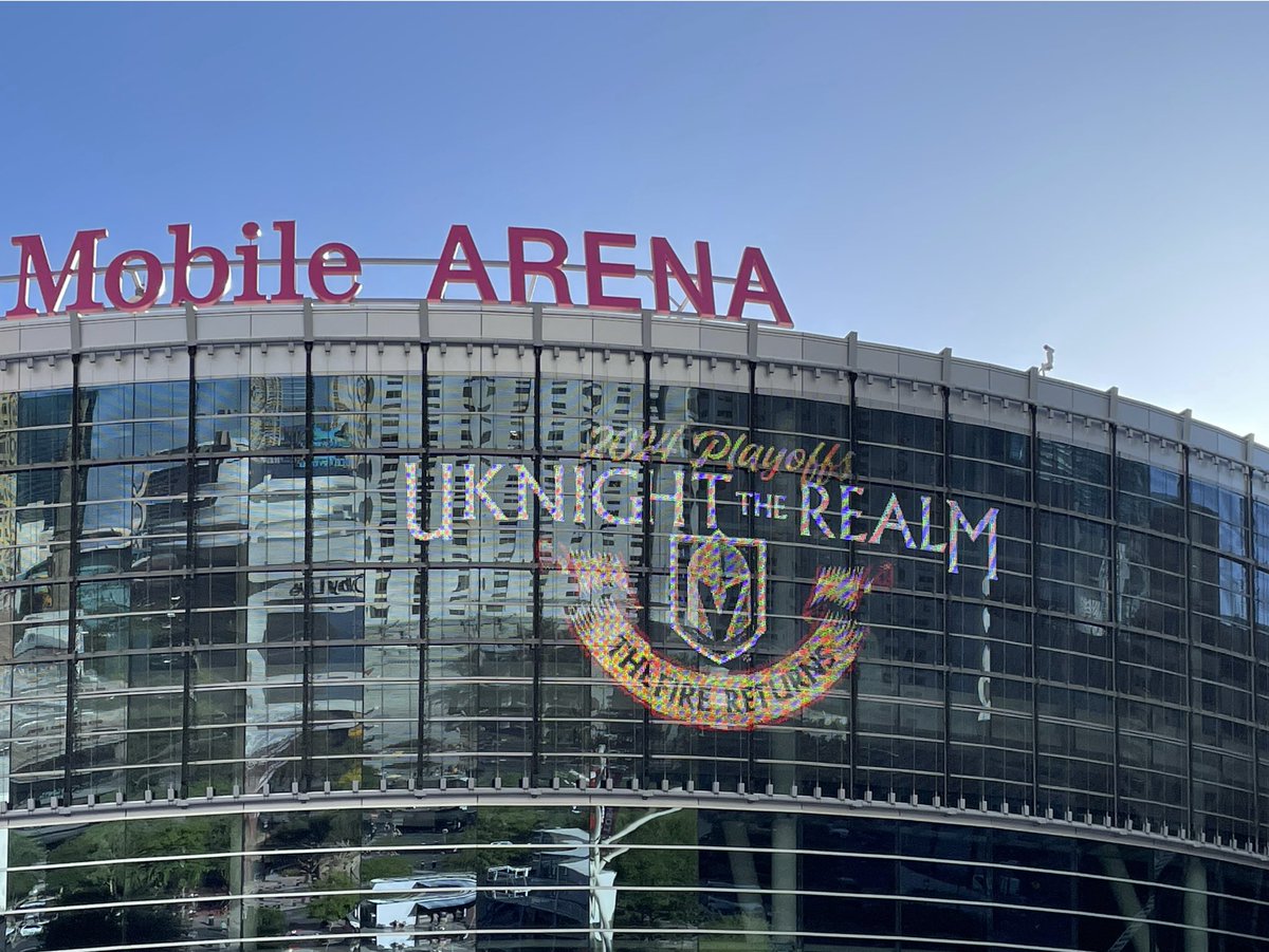 FlowRussellCrow's tweet photo. #VegasBorn - although it was a tough loss at #TheFortress last βknight,β @life_as_LA & I still had a blast at yesterdayβs @GoldenKnights game. The VGK will come back stronger tomorrow! #TheFireReturns #VGK #GoKnightsGo #VegasBorn #TheGoldenAge #HockeyIsAwesome #Vegas https://t.co/MxfqKpvTEu