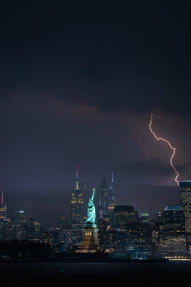Passing storm on Tuesday evening over #NewYorkCity Managed to capture a few #Lightning bolts ⚡️⚡️⚡️