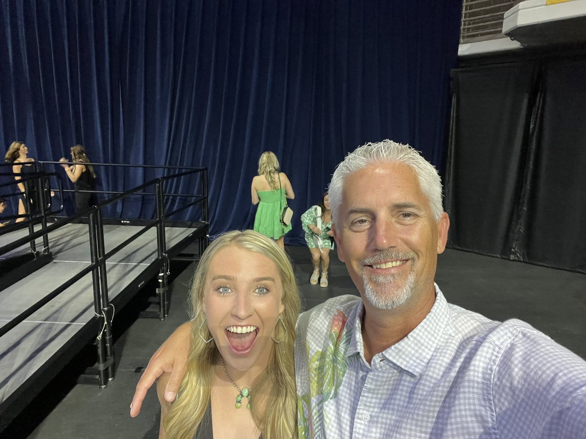 2023-24 Holland’s Award Banquet in the books.  <a href="/katelin_heise/">Katelin Heise</a> is our team chosen winner! Congratulations 🎉