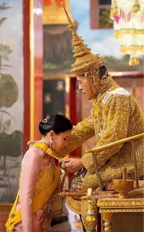 ๑ พฤษภาคม เป็นวันคล้ายวันราชาภิเษกสมรสพระบาทสมเด็จพระเจ้าอยู่หัว และสมเด็จพระนางเจ้าสุทิดา พระบรมราชินี #ในหลวง #พระราชินี #ทรงพระเจริญ