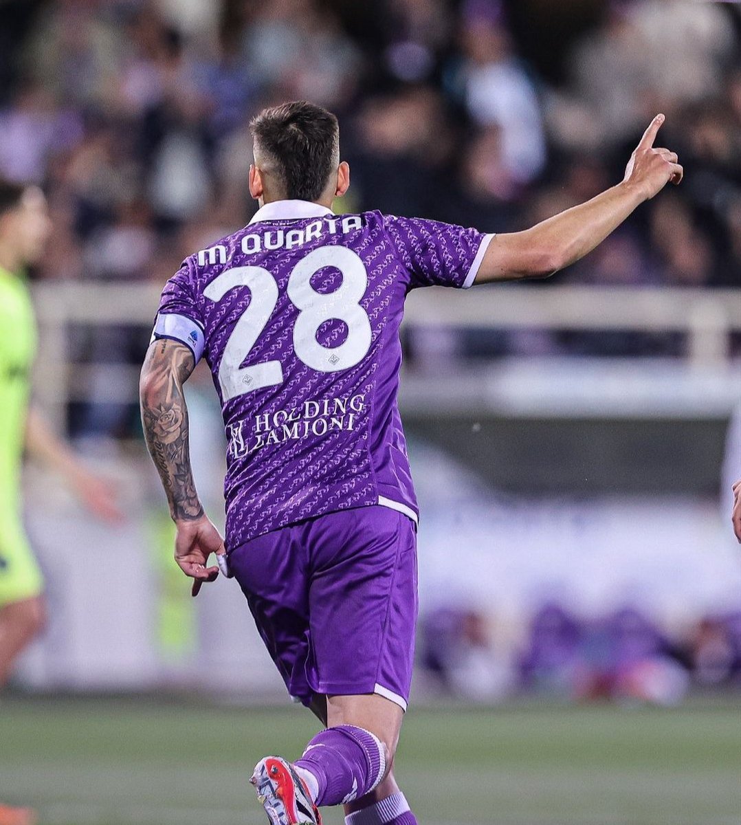 #SerieA
FT : Fiorentina 5-1 Sassuolo

⚽ Riccardo Sottil 17'
⚽ Lucas Martinez Quarta 54'
⚽ Nicolás González 58', 66'
⚽ Antonin Barak 62'
-
⚽ Kristian Thorstvedt 57'

Fiorentina bantai bantai wakkk dikandang sendiri