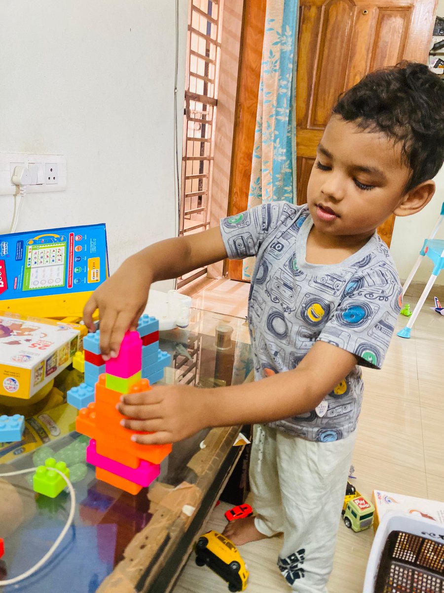 On 29 April 2024, the creative Play Group learners had a delightful time exploring various types of tower-building activities, demonstrating their curiosity and eagerness to learn. 
#21stCenturyskills #Visualskills  #Finemotorskills #Buildingblocks