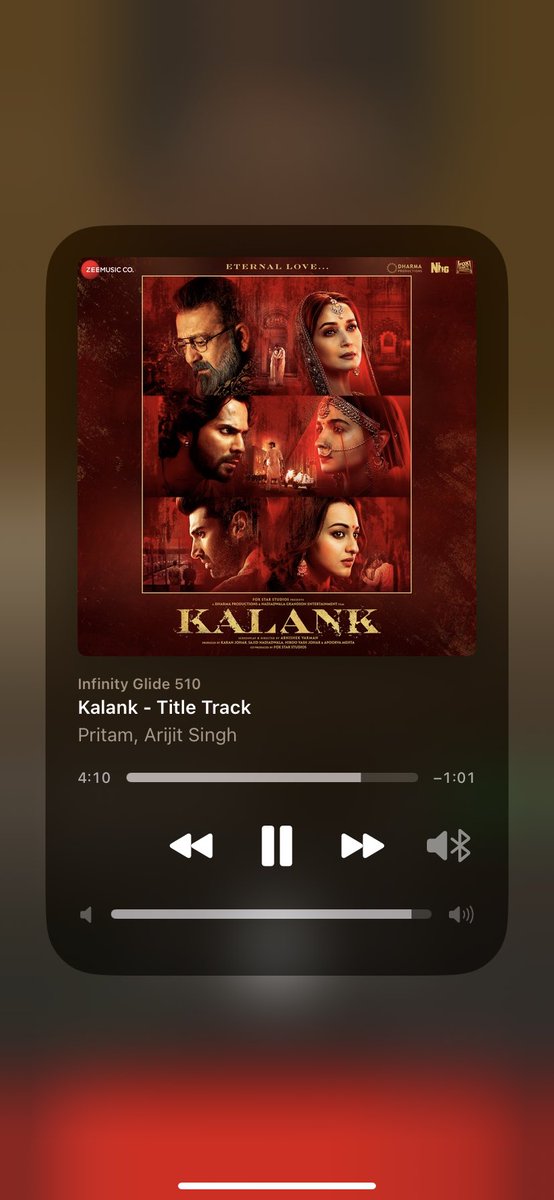 pritam just smoothly sprinkles some cocaine in the end of a few songs and i simply CANNOT not finish the song , there’s something absolutely breathtakingly exhilarating about the last bits of these songs. Im on the floor<3