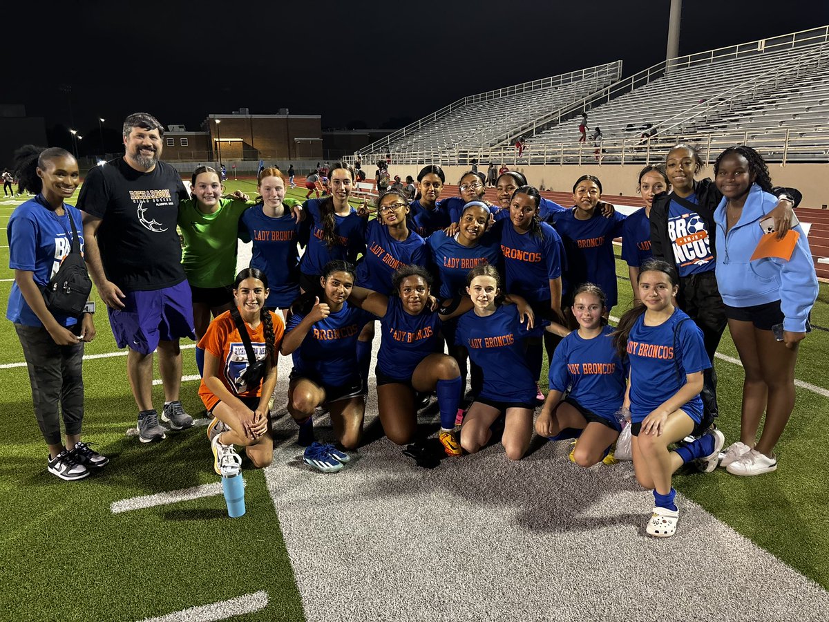 Congratulations to our soccer teams for bringing home three big wins tonight! Special thank you to @CoachTPearce and @RHSEagleSoccer for coming to watch these ladies perform! #GoPurpleGoGold #HEAT