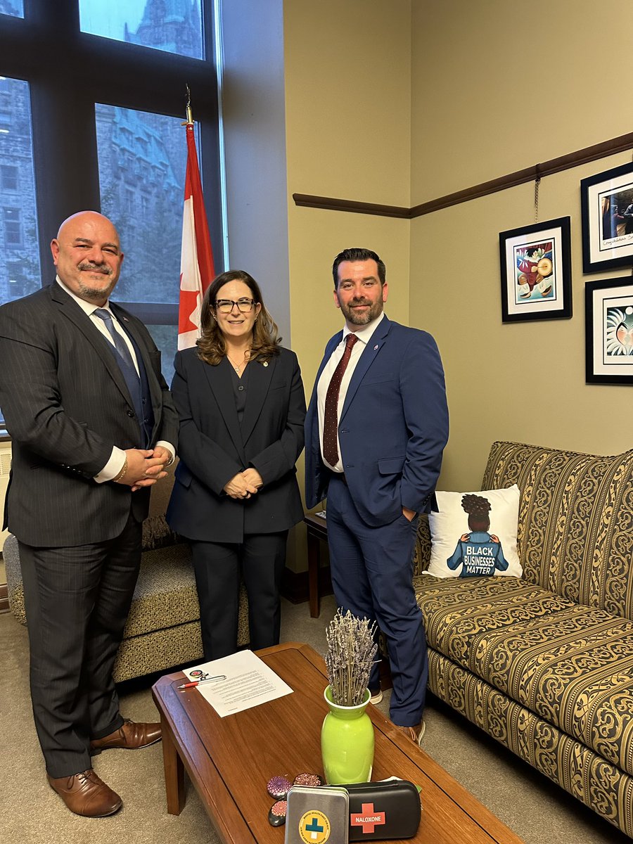 Thank you @YaaraSaks for meeting with @corrigan4u and I today. The conversation surrounding policing issues, as well as PSP mental health, was captivating. @TPAca