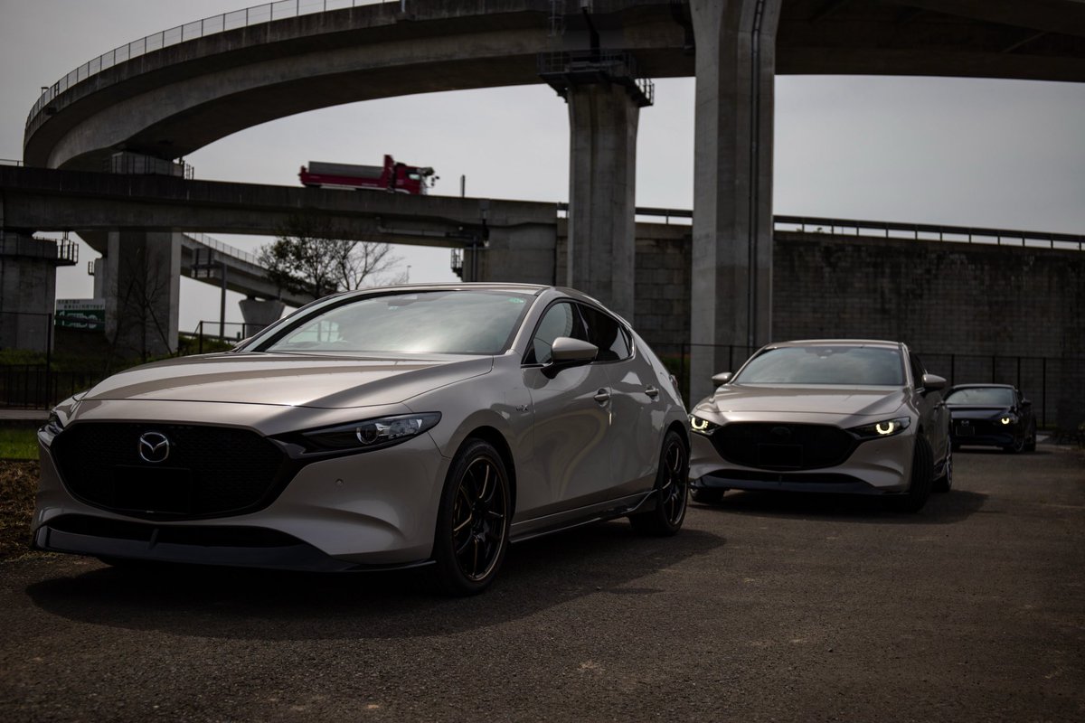 MAZDA3格好いいなぁ😍×2