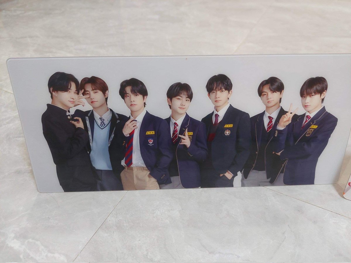 jeyd_dc's tweet photo. wts lfb enhypen ph
enhypen enniversary photoframe 
180 php (can lower if payo)
payo/dop

t. wts lfb enhypen ph enniversary photoframe jungwon heeseung jay jake sunghoon sunoo niki https://t.co/NEdBubpn7a