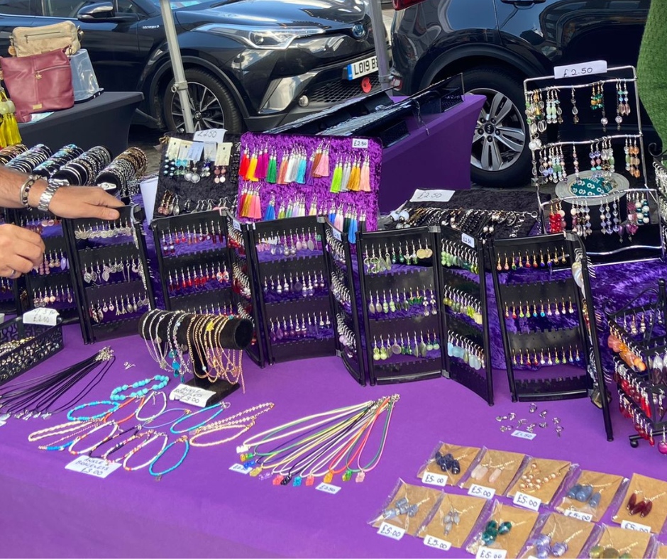 Take a look at these beautiful pieces 😍 

#en2 #enfield #enfieldmarket #london #londonmarkets #enfieldtown #jewellerylondon