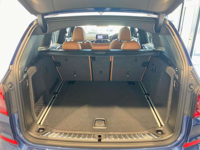 qauto3's tweet photo. 🔸BMW X3 2021

>>SPECIFICATIONS<<
【Year】2021
【Engine】2,000 CC
【Fuel】Diesel
【Seats】5

>>SHOP URL<<
https://t.co/WvCDdXSD0S

More pictures on the site!

#usedvehicles #BMWX3 #BMW https://t.co/RiQHVwlZ5H