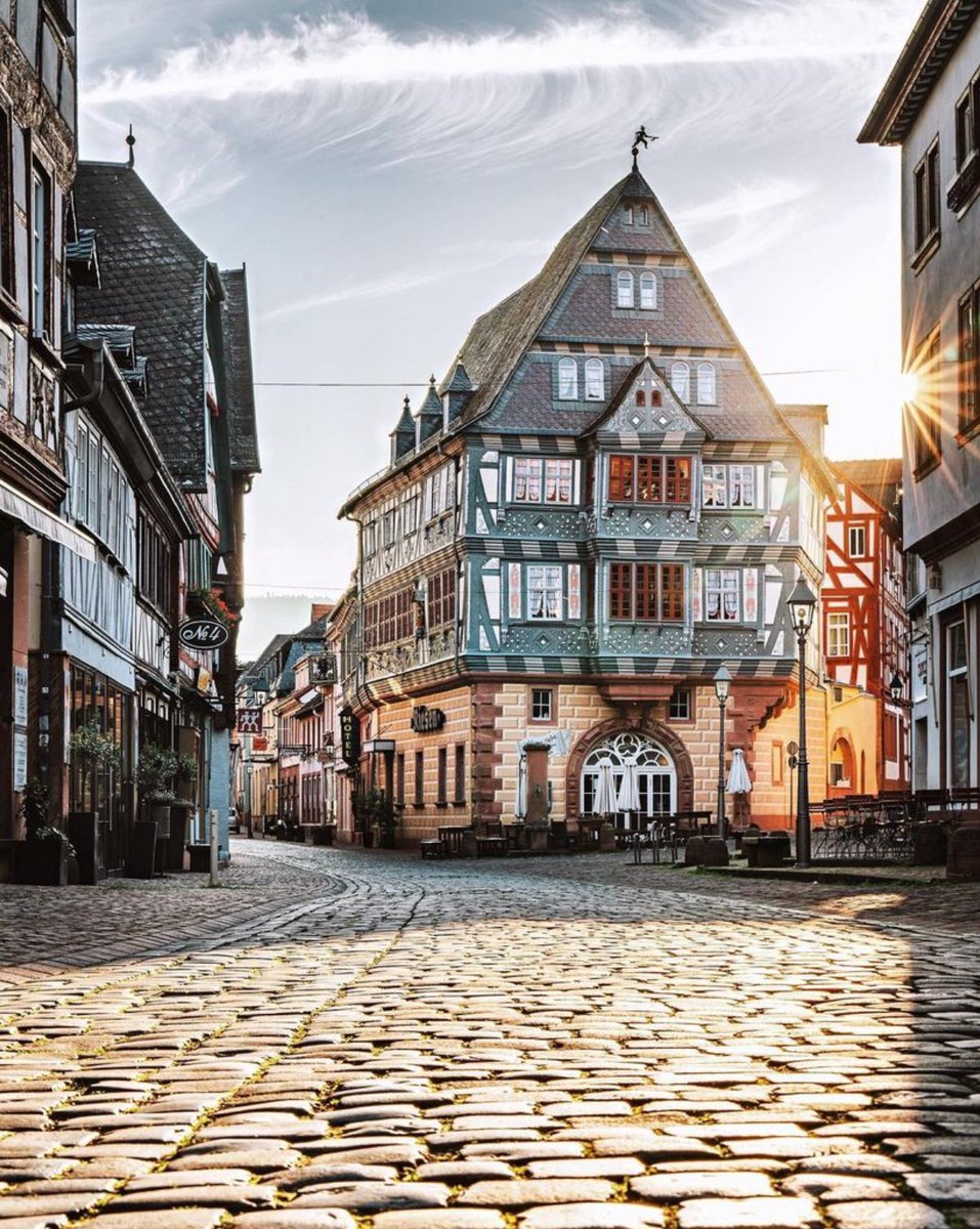 Miltenberg, Germany 
📸  ©️journey.tom
#miltenberg #germany #travel #destinations #cityscapes #photography  #X #architecture #scenery