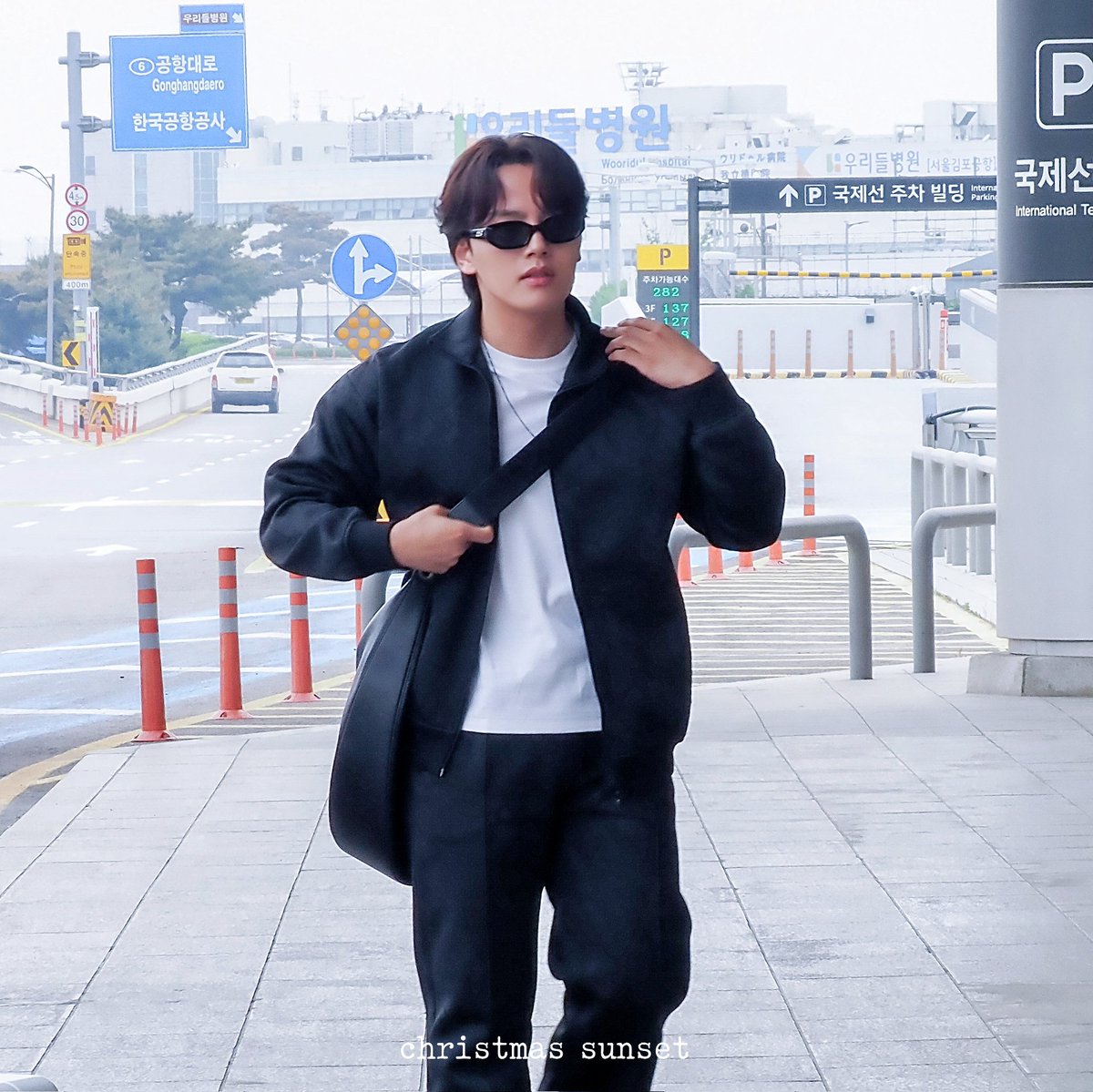 썬셋 tweet media