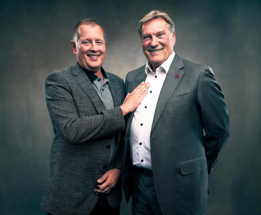 Every Minute Matters - the new campaign from the British Heart Foundation launches today. The aim is to get 270,000 people CPR trained. Glenn and I will be on BBC Radio 5 Live at 11:30 today. revivr.bhf.org.uk @TheBHF @bbc5live @TVNaga01 @GlennHoddle #EveryMinuteMatters