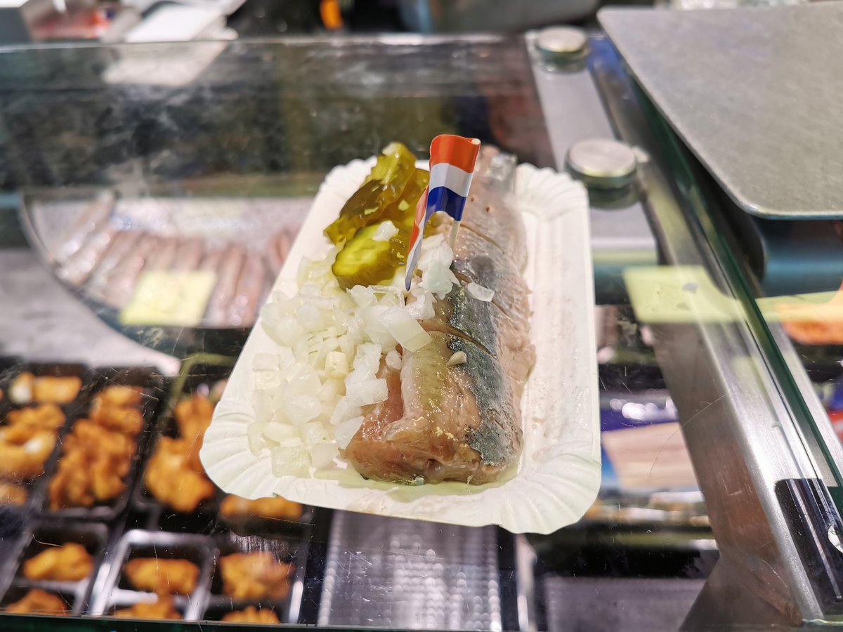 Throw back to #idfa 2023! Avant-garde new media selections and cool events! Of course the best herring fish in the world is a must-try too. Our director Eddie <a href="/Holix100/">Eddie Lou</a> was once jury for Doclab in 2019.