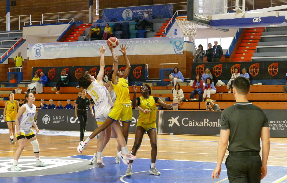 🏆 #FEBJuniorF2024 | Día de octavos de final para nuestras jugadoras. ▪ A las 16:00h, partido ante Unibasket con un billete para cuartos en juego. ¡A por todas! 📺 canalfeb.tv