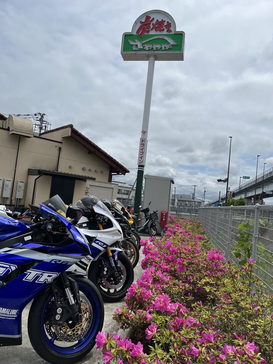 Motsu_cbr tweet picture