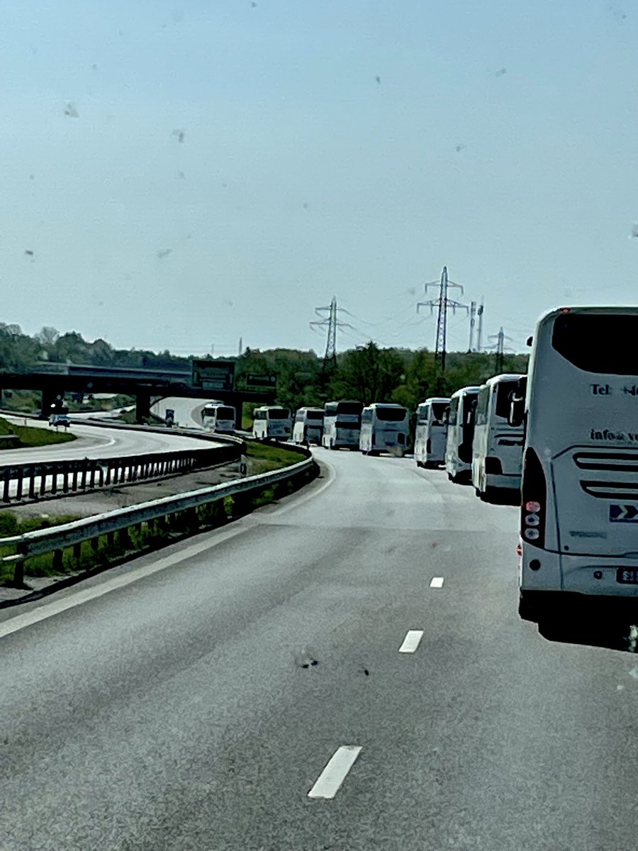 luqnor's tweet photo. 🚎🚎🚎 https://t.co/tnOpCd3NrB