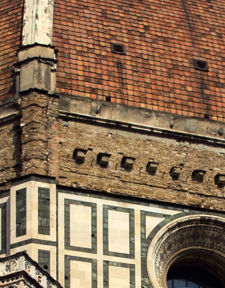 @TheDoorRestorer @DarrenMcLean_uk Maybe that’s another reason why Brunelleschi walked off the job and the Duomo was never finished . They left the scaffolding slots and exposed brick !