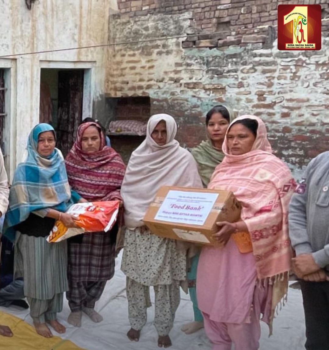 A #FastForHumanity as a campaign not let to sleep hungry anyone in this world. The campaign started by Saint
Ram Rahim Ji is known as Food Bank, followers keep fast once in a week & by using saved money from food is utilised to provide food & ration to needy.