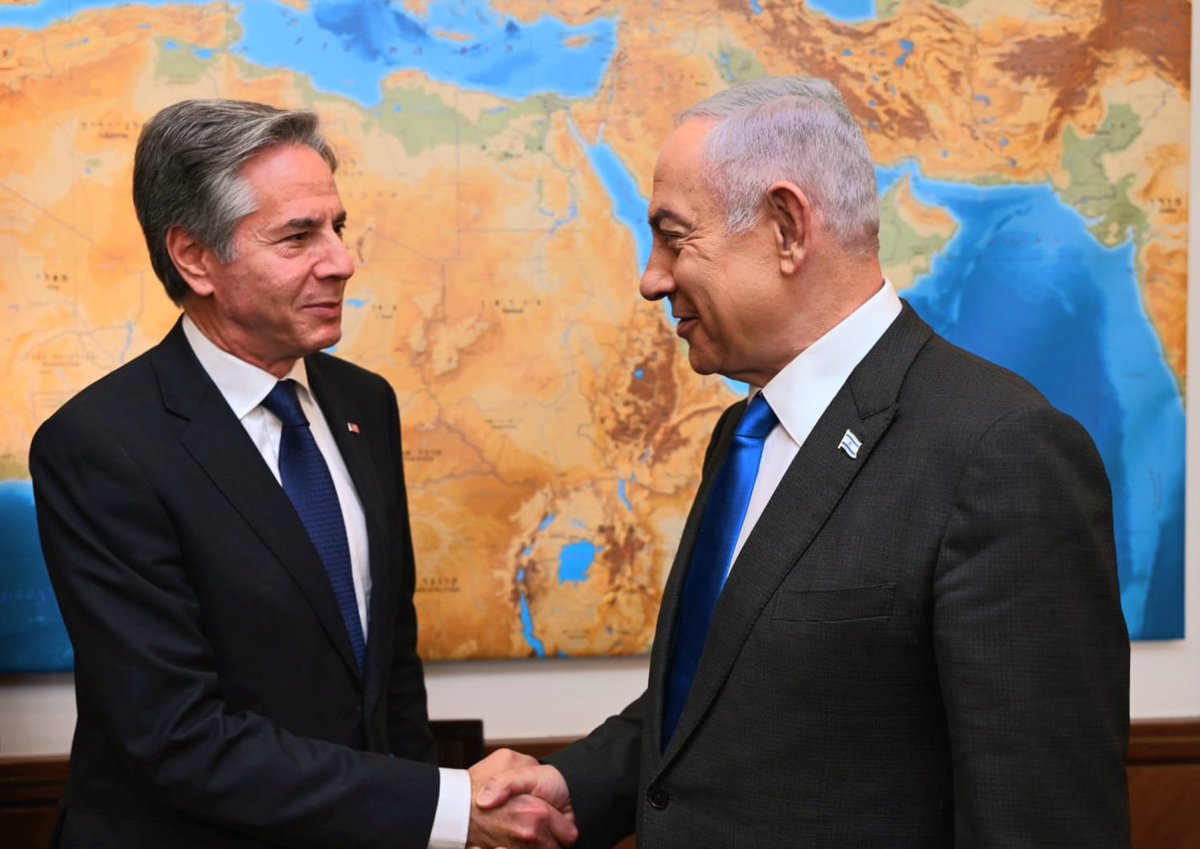 Prime Minister Benjamin Netanyahu and US Secretary of State Antony Blinken are currently holding a private meeting at the Prime Minister's Office in Jerusalem. An expanded meeting will be held later.
