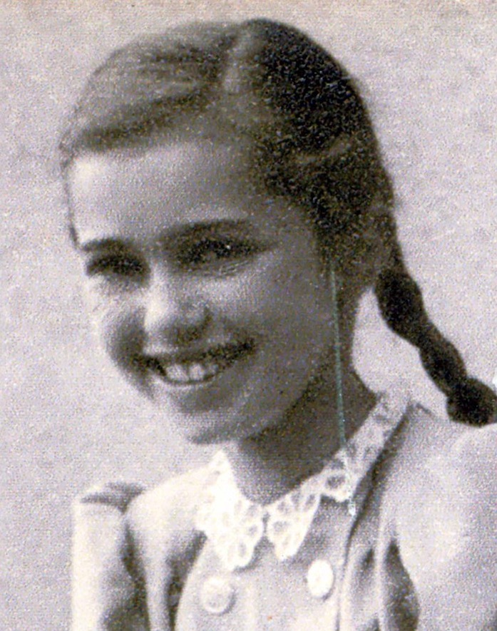 1 May 1932 | A Hungarian Jewish girl, Agnes Neuman, was born in Szombathely. In July 1944 she was deported to #Auschwitz and murdered in a gas chamber.