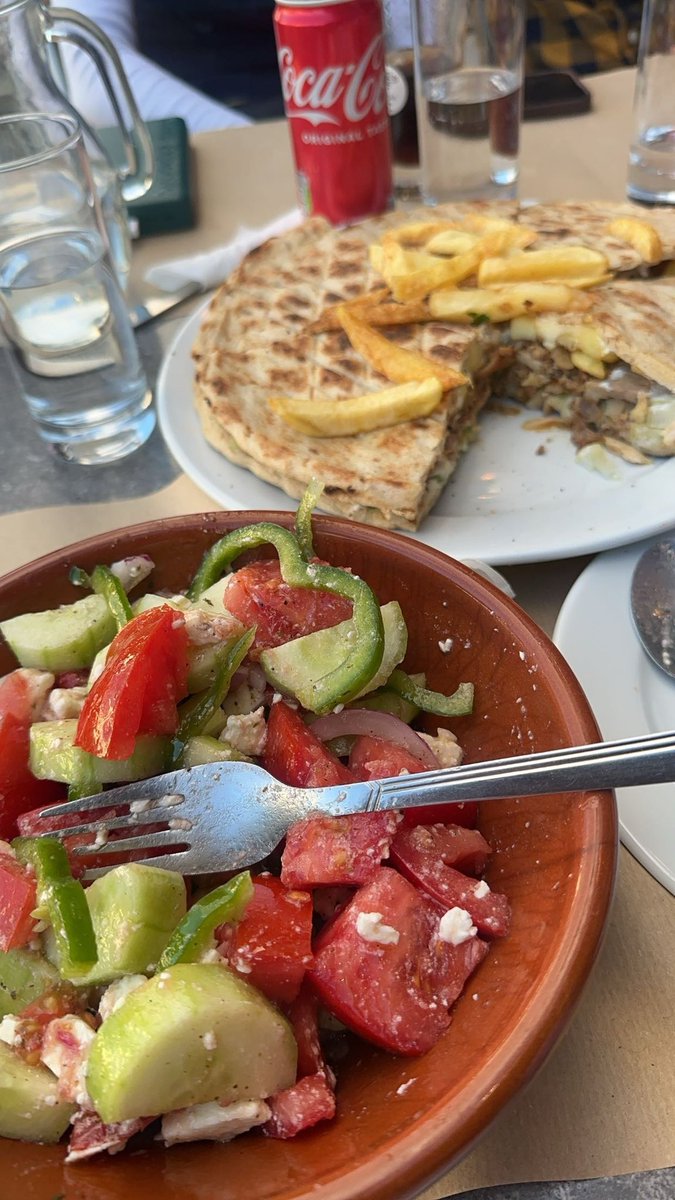 thatsapphiree's tweet image. 