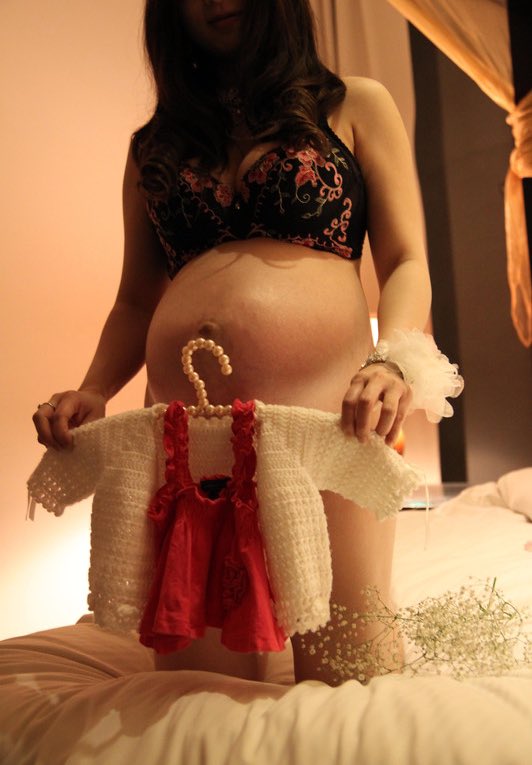 接粉丝投稿
八个月性感小孕妇跳肚皮舞你们喜欢吗？
#孕妇 #妊婦