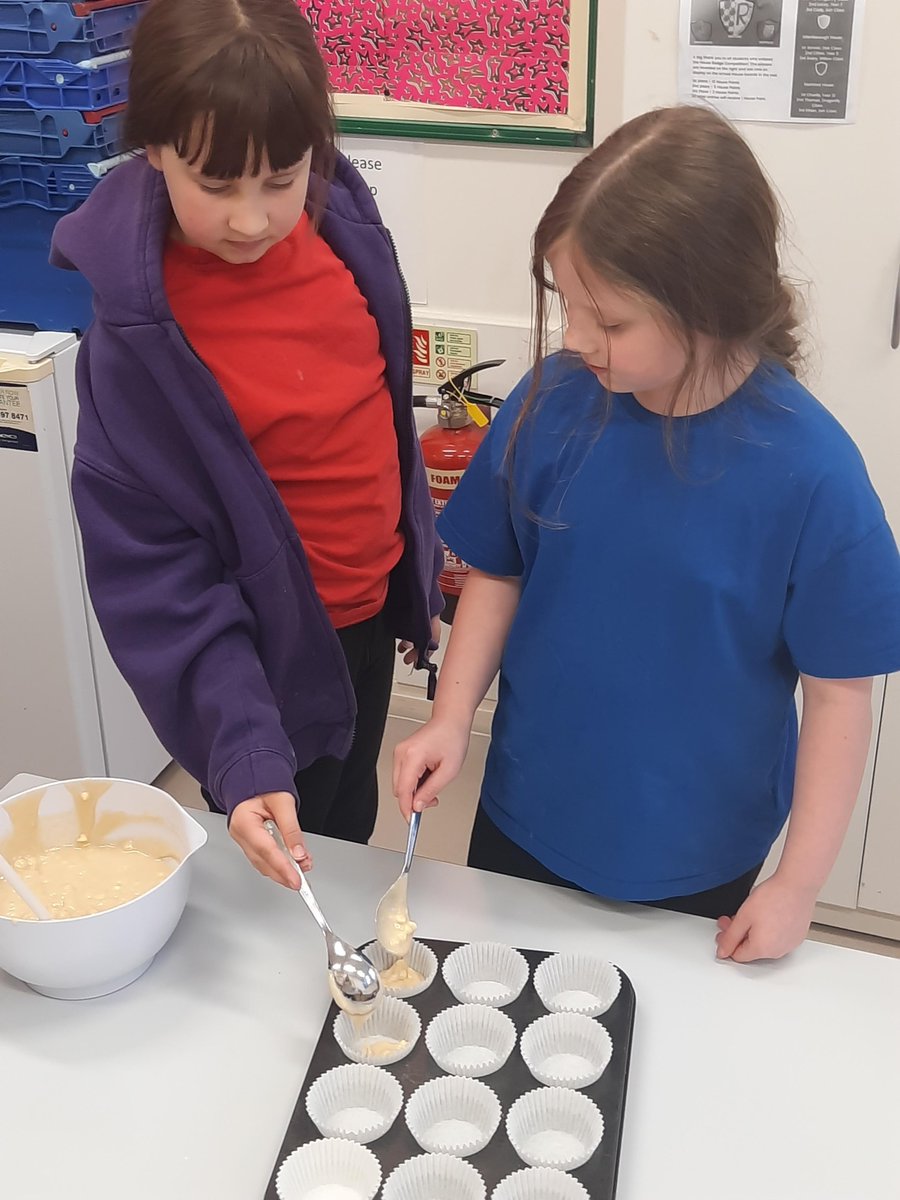 Our fantastic After School Club members have been busy with their baking and crafts!

#afterschoolclub #WrapAroundCare #creativefun