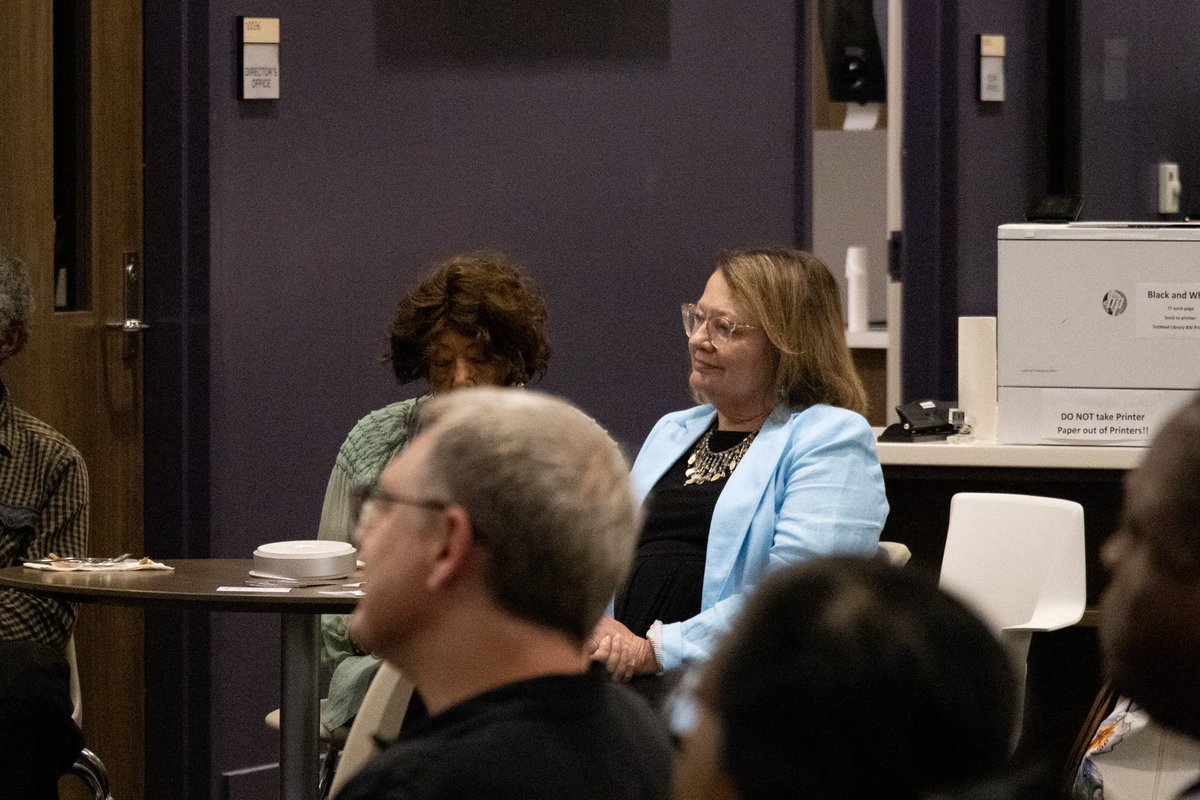 What a joyous event the culmination of our Artist-in-Residence program with Dr. Brandon Kilbourne turned out to be. We welcomed over 60 guests, local & from across the region, as well as past #Louisiana Poet Laureate Dr. Julie Kane! #LSUVetMed #BetteringLives #ScholarshipFirst