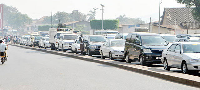 How traffic jams are killing children mentally, physically. Children suffer a lot when they are stuck in long queues of traffic jams. They might experience stress & have limited avenues to counteract stress, unlike adults - social psychologist Dr Nyende observer.ug/index.php/news…