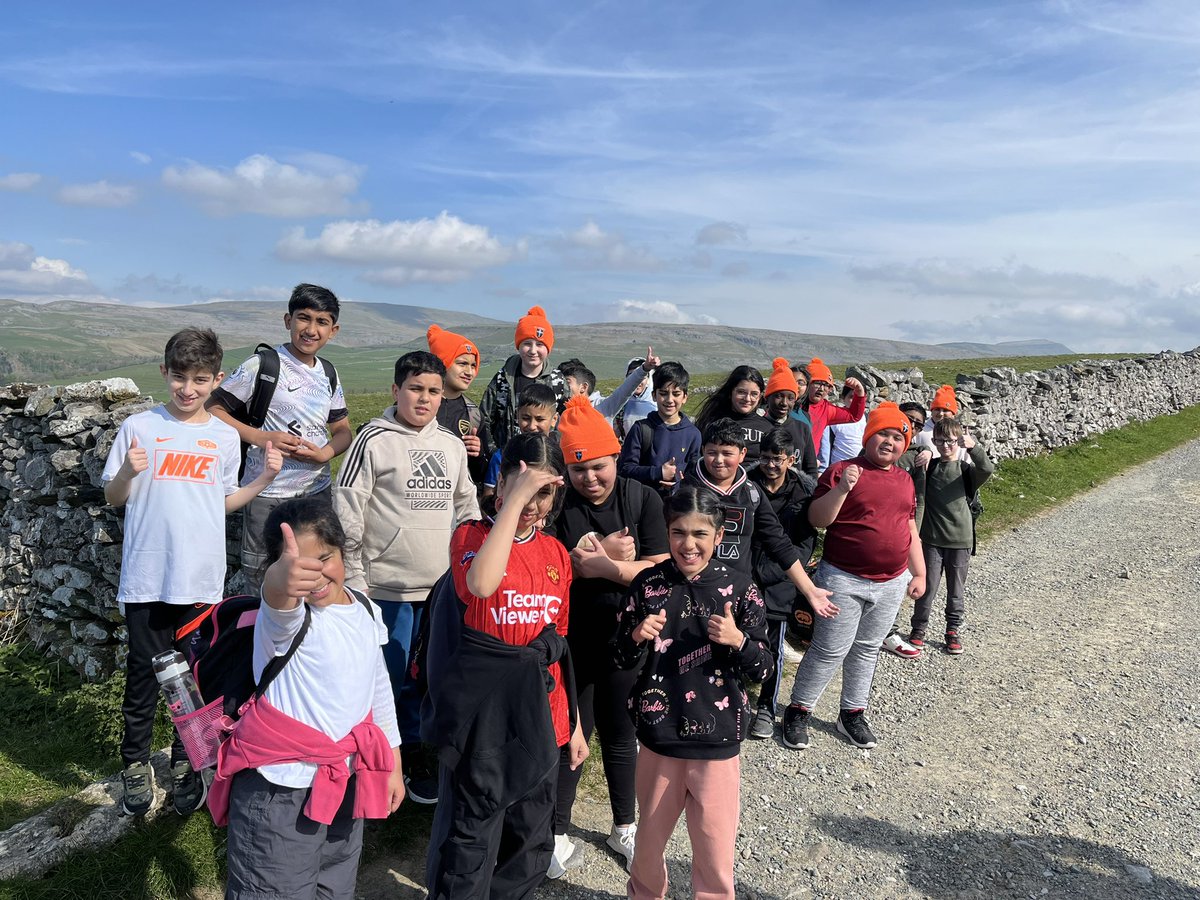 On our way to the top of Ingleborough hill. Good luck year 5. They are walking for @AiredaleCharity please support them if you can. @bcw_cat @CatholicEdLeeds