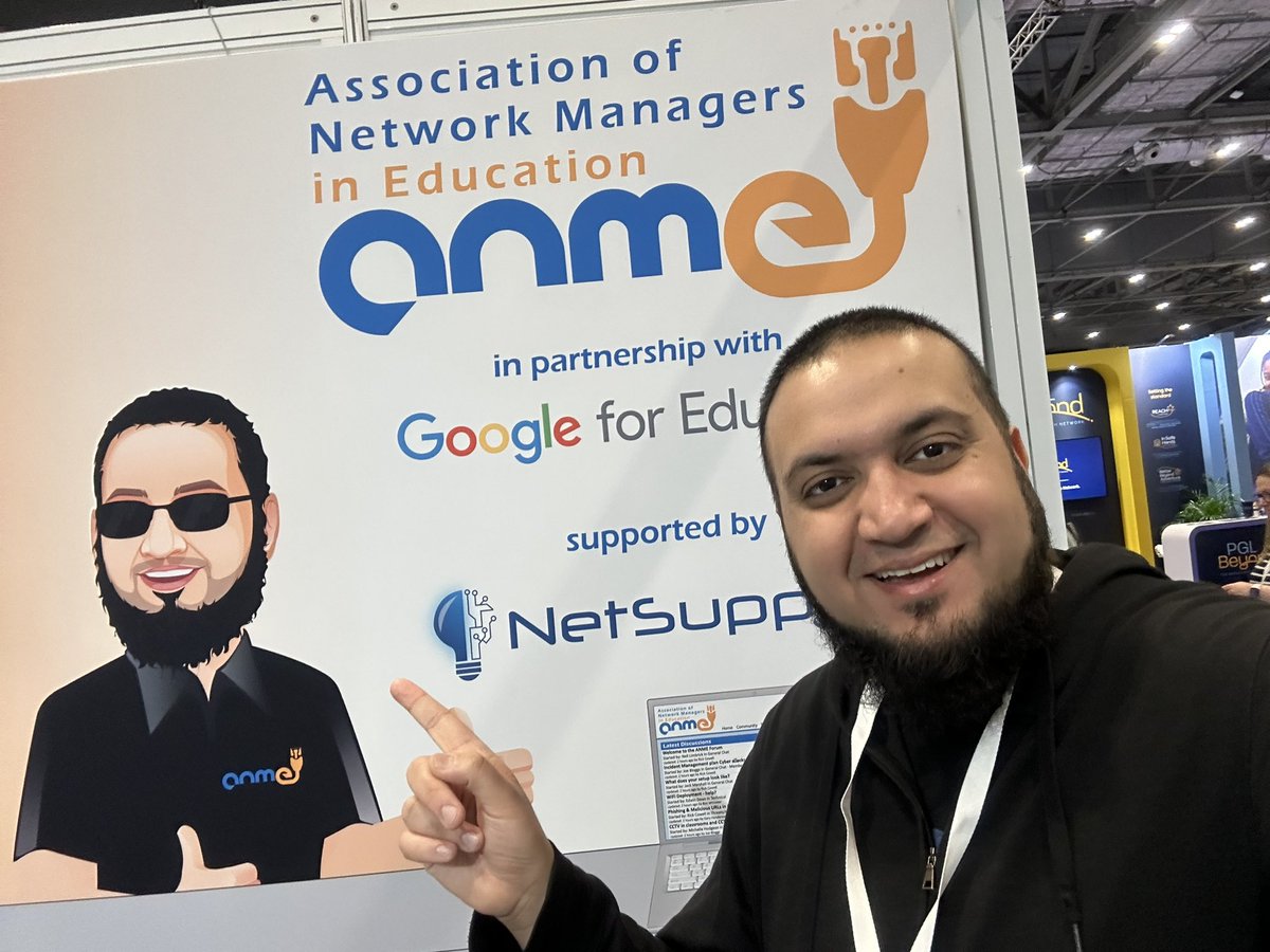 Back at @ExCeLLondon today for the @SAA_Show! Looking forward to a great day of learning & networking with friends, industry colleagues & the wonderful @DFGEurope crew! 🥰 Bumped into this awesome chap at the @TheANME stand! 😎 If you're at the show, please be sure to say…