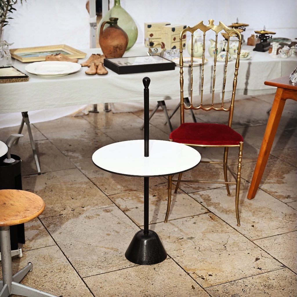 brocTG's tweet photo. 👋 nous y sommes !
Venez chiner à  👉#montauban en ce 1er mai 2024.
les #brocanteur et #antiquaire de l’association  sont sur❣️l’esplanade des #fontaines au lieu de l’habituelle place #lalaque 
🪑#chaise 🗿 🚂 #deco #vintage 🗄️ #ancien 🧮#meuble #tableau #livres 📽️ #weekend https://t.co/H1KobBai6F