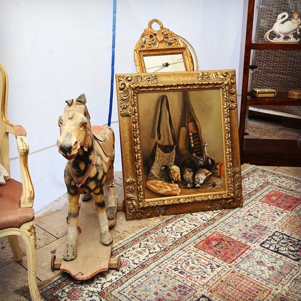 brocTG's tweet photo. 👋 nous y sommes !
Venez chiner à  👉#montauban en ce 1er mai 2024.
les #brocanteur et #antiquaire de l’association  sont sur❣️l’esplanade des #fontaines au lieu de l’habituelle place #lalaque 
🪑#chaise 🗿 🚂 #deco #vintage 🗄️ #ancien 🧮#meuble #tableau #livres 📽️ #weekend https://t.co/H1KobBai6F