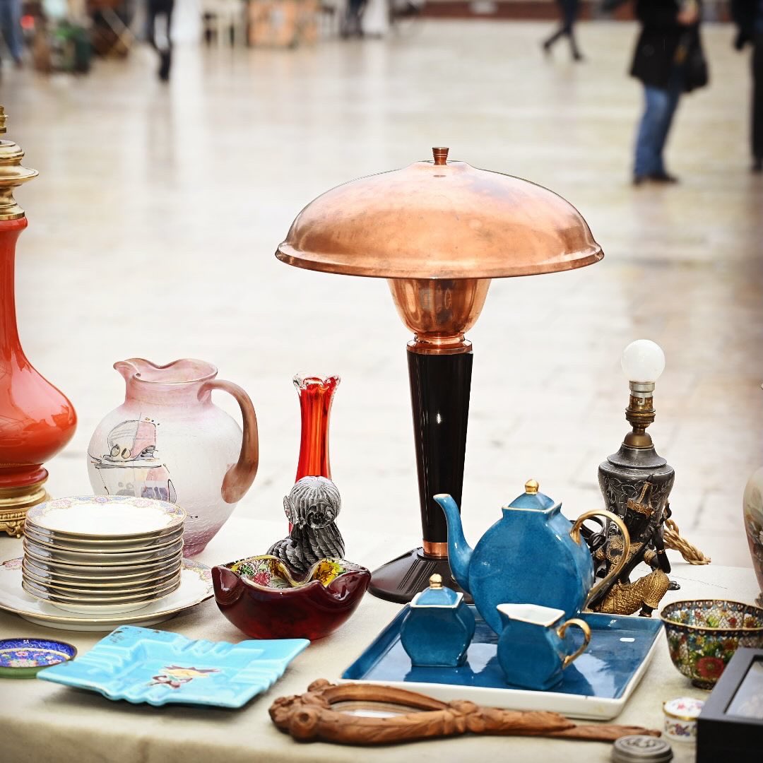 brocTG's tweet photo. 👋 nous y sommes !
Venez chiner à  👉#montauban en ce 1er mai 2024.
les #brocanteur et #antiquaire de l’association  sont sur❣️l’esplanade des #fontaines au lieu de l’habituelle place #lalaque 
🪑#chaise 🗿 🚂 #deco #vintage 🗄️ #ancien 🧮#meuble #tableau #livres 📽️ #weekend https://t.co/Ow5wdbY28G