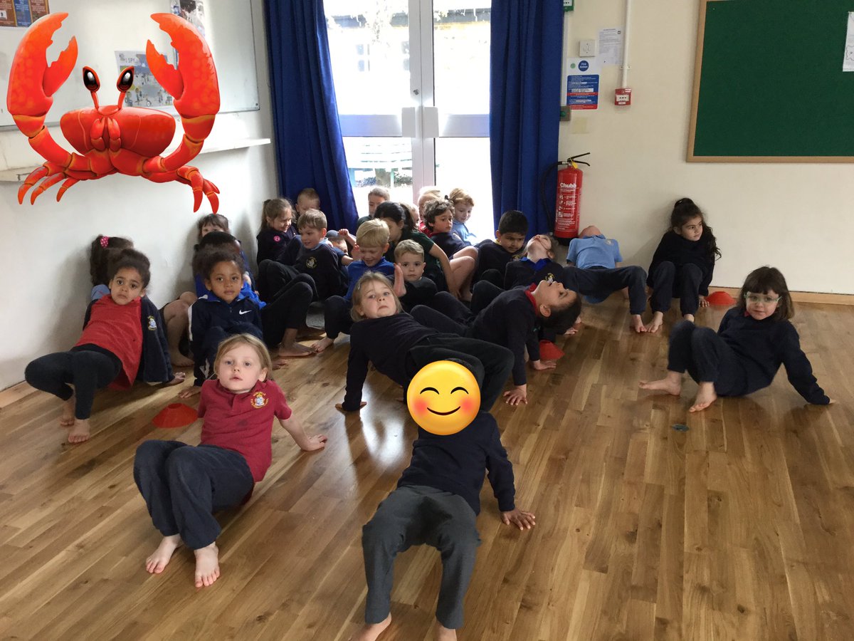 NashMillsSchool's tweet image. Reception are being sea creatures today in PE. We have chosen corners of the room to be seaweed, waves, crabs and even a spot of sunbathing and relaxing! Great listening skills Reception. #eyfsphysicaldevelopment