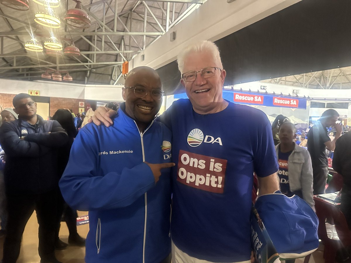 The Jobs Premier @alanwinde is Oppit #OnsisOppit 🇿🇦