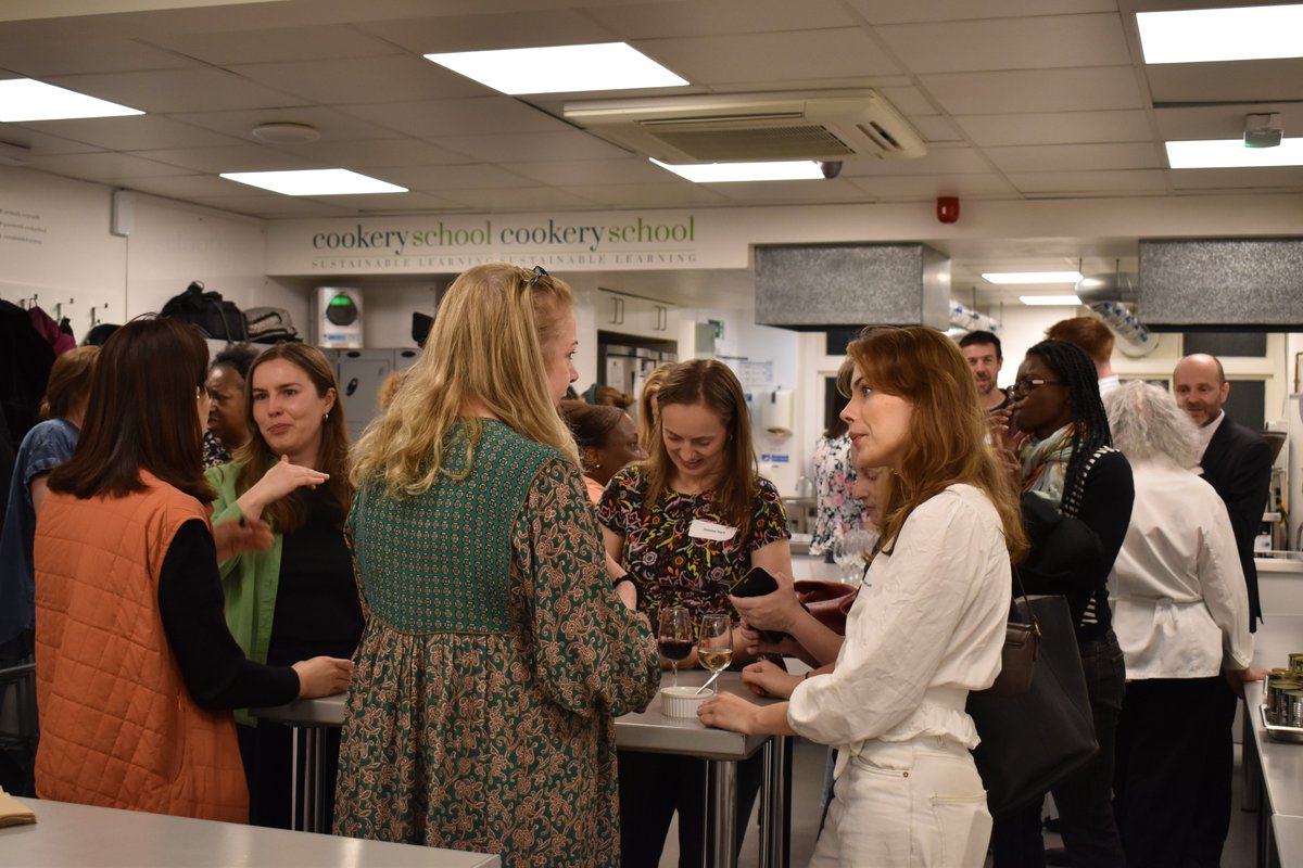 Great conversations from our #PlantandShare event with @SAfoodforlife @H_SchoolofFood @SM_Farms @women_food_wifi @thedukeorganic @Wild_West_End @SoilAssociation Thanks to all who took part! Save the date 20th May for our next event which will be on The Future of British Cheese🧀