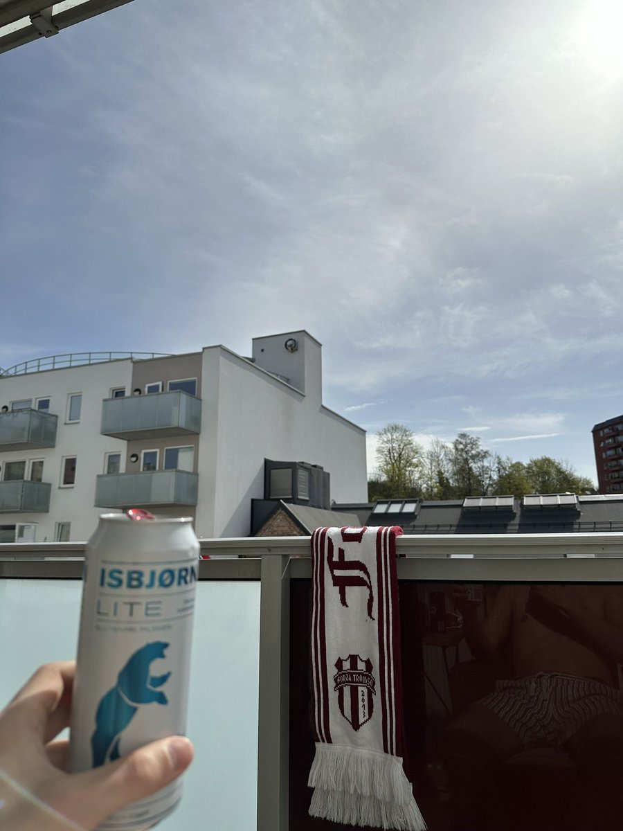 Prøve igjen🔴⚪️
Alle til Valle! <a href="/ForzaTromso/">ForzaTromso</a>