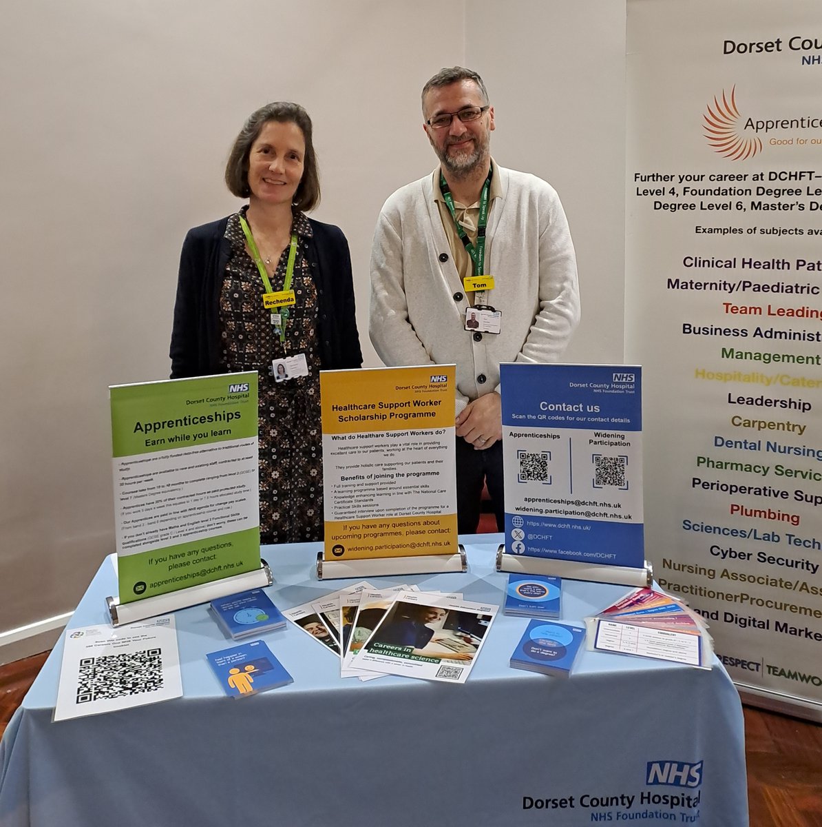Tom and Rechenda from our Widening Participation and Apprenticeship teams are at Kingston Maurward College today for the Dorset Festival of Careers and Industry event, promoting NHS careers to local young people. @tweet_kmc @DorsetCouncilUK @DorsetCEC @thomashardye