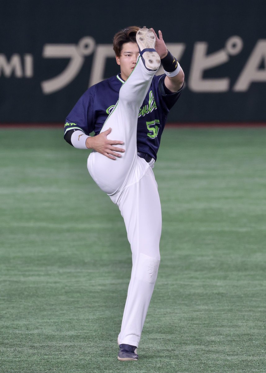 脚が長い！
2024/4/30 東京ドーム

#swallows #村上宗隆