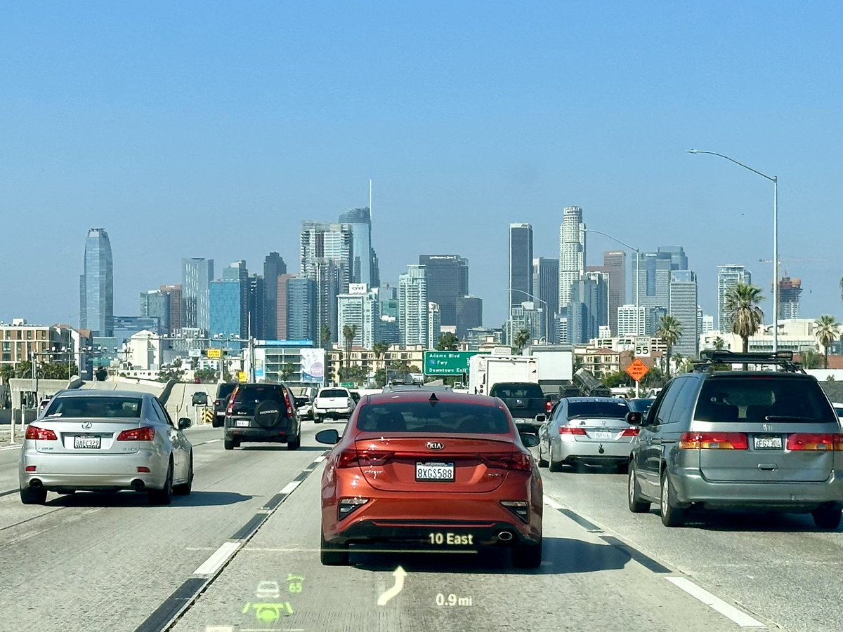 LA doesn’t want to see much real estate development. I’m happy OC doesn’t feel the same way. Speaking of that, I had this polarizing view of DTLA when I got back today. What do you guys think is going to happen to this place in the mid term?