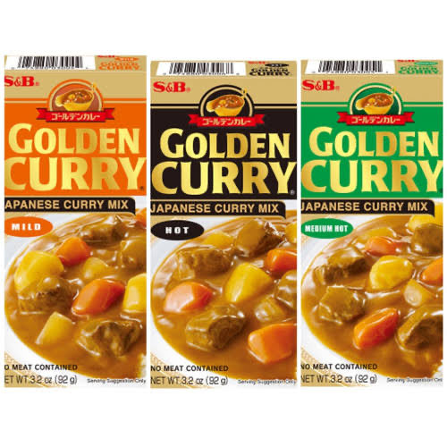 kaiuero's tweet photo. Pertama untuk curry, yang perlu disiapin cuma bawang bombay, kentang, wortel, sama tentu saja bumbu curry,,,, 

Aku pake yang hot soalnya aku hot (nggak). Tapi, menurut aku sih gak ada pedes2nya juga… https://t.co/fupASJ03IO